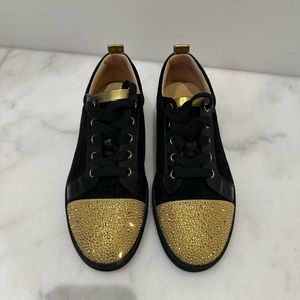 *Worn Once! Amazing Condition. Super comfortable